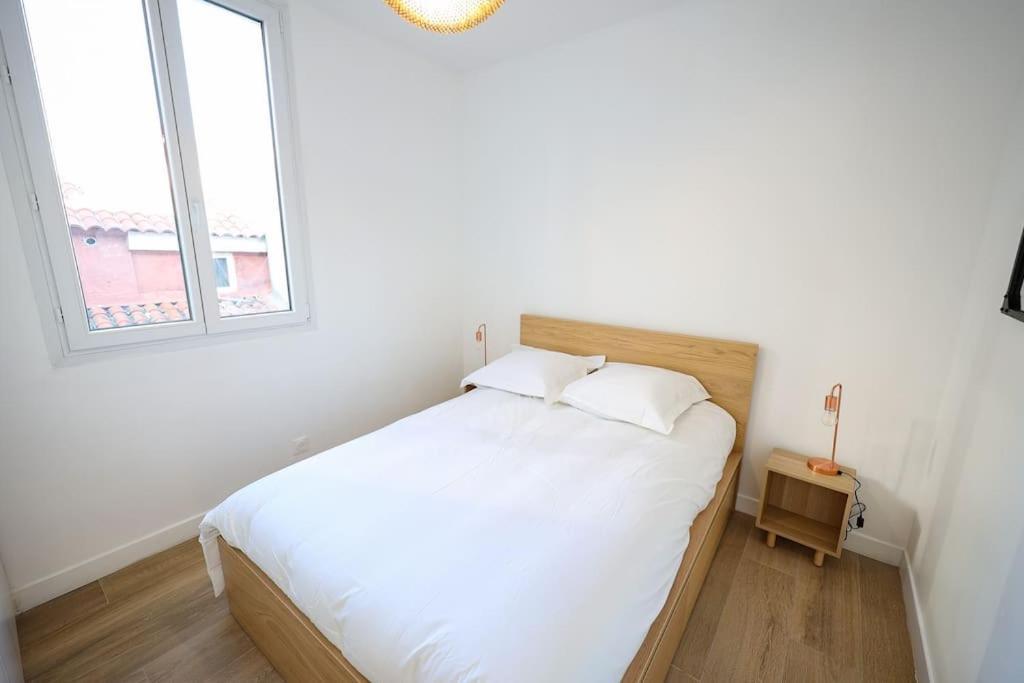 Cosy Pied A Terre Rue Corneille, Coeur Marseille, 4 Pers, 2 Ch Apartamento Exterior foto